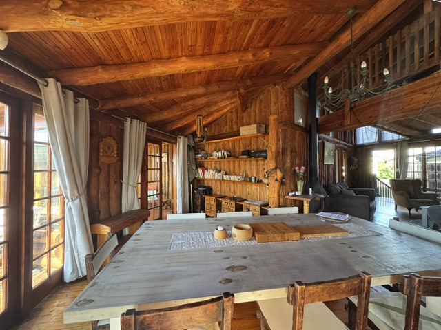 3 Bedroom Property for Sale in Boggomsbaai Western Cape